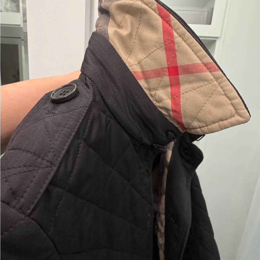 Authentic Burberry Black Quilted Nova check Jacket XS - Picture 7 of 9